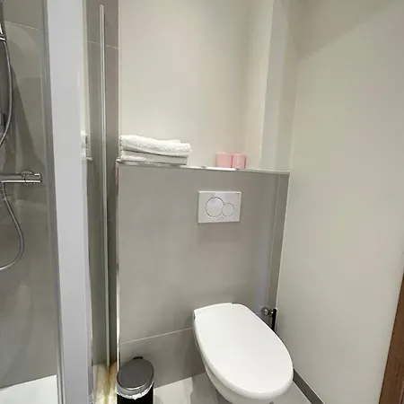 Maison De Confort A Et A 10 Minutes A Pied De La بيت للعطل