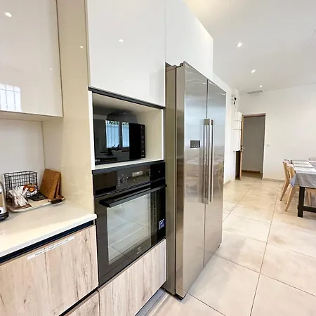 Maison De Confort A Et A 10 Minutes A Pied De La Ferienhaus