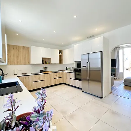 Prázdninový dům Maison De Confort A Et A 10 Minutes A Pied De La Cannes