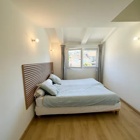 Maison De Confort A Et A 10 Minutes A Pied De La Holiday home *
