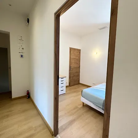 Holiday home Maison De Confort A Et A 10 Minutes A Pied De La *